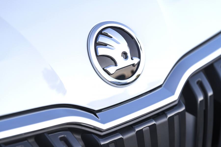 Логотип Skoda Kamiq 2019 года  (WW) (фото 188 из 217)